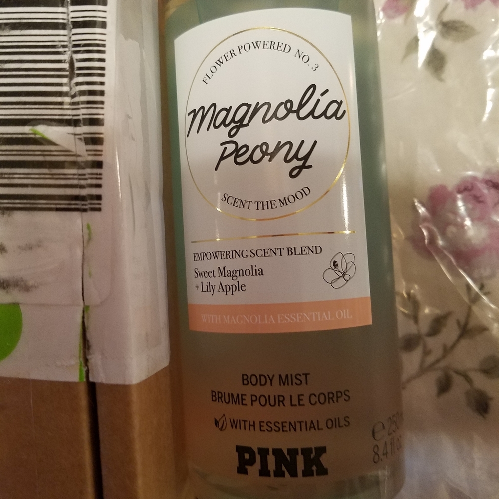 PinkVictoria Secret Magnolia Peony 8.4 fl.oz.Victoria's Secret body sprayNew - Picture 5 of 7